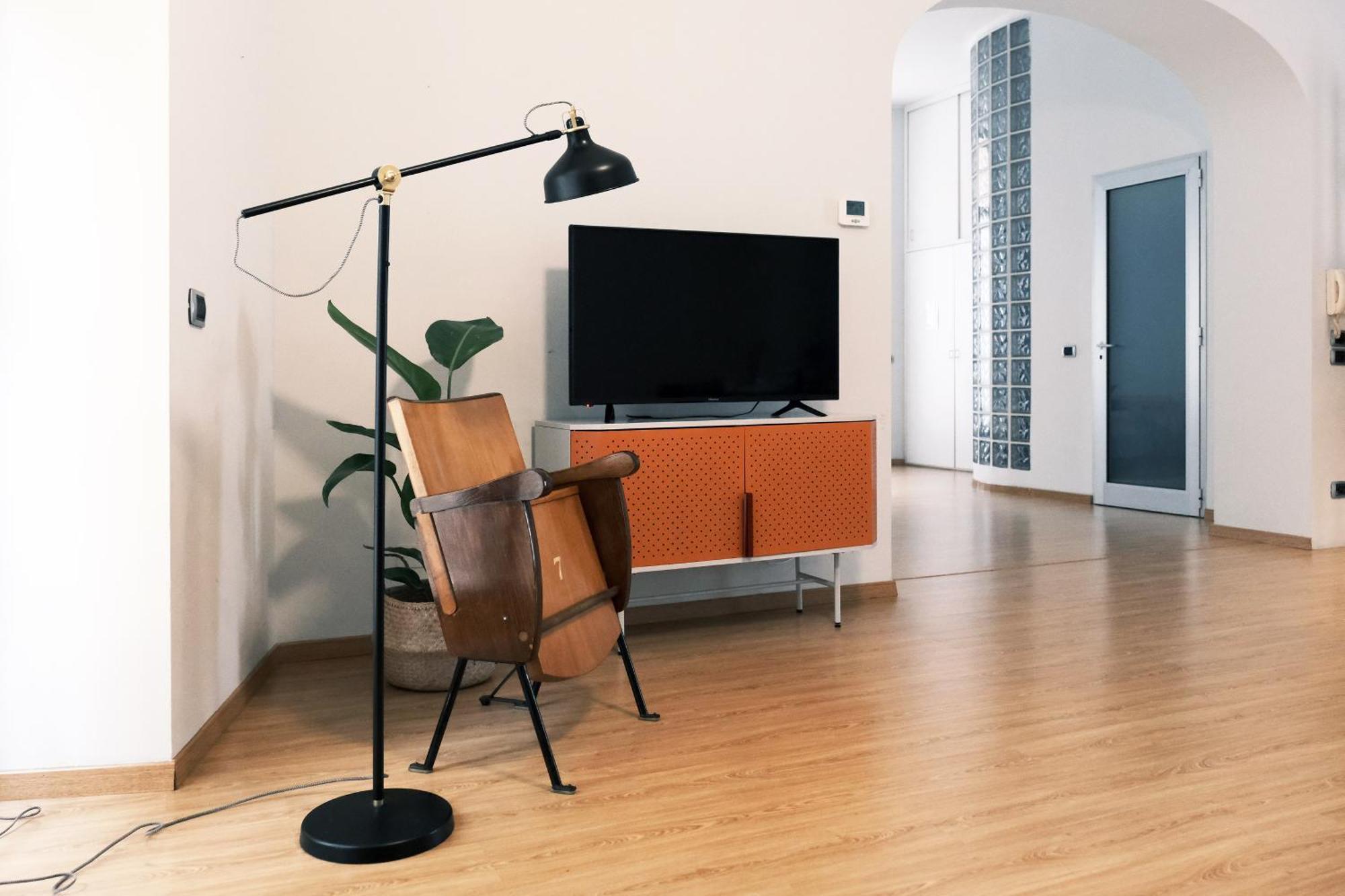 Comecasa Bright Terraced Apartment In Porta Romana Vicino Clinica Mangiagalli Milan Luaran gambar